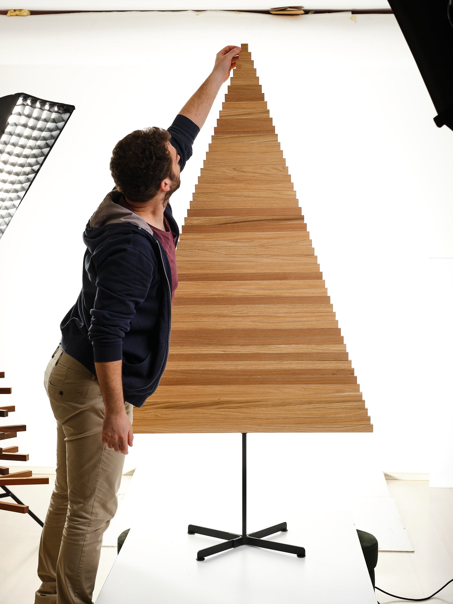 YELKA PLYWOOD / 187 cm - 6,1 feet / Walnut or Oak